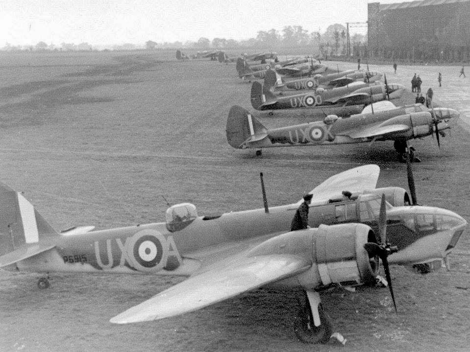220 Sqn Lockheed Hudsons at Thornaby dispersal
